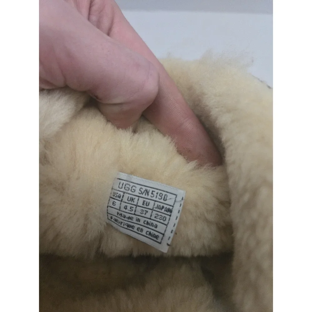 Ugg Australia‎ Uptown 5190 Winter Boots Womens 6 Brown Shearling Lined Leather